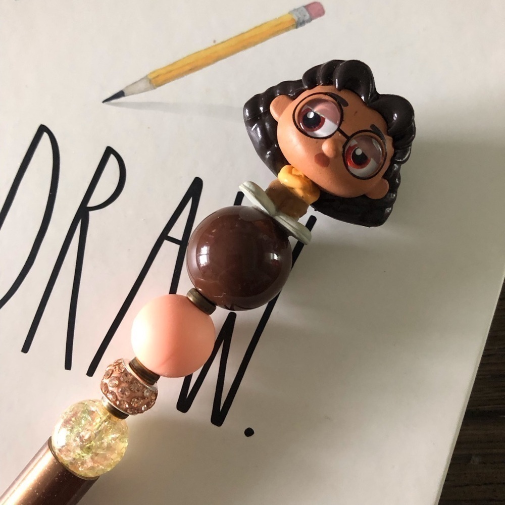 Disney Doorables: Turning Red: Priya Mangal handmade beaded pen